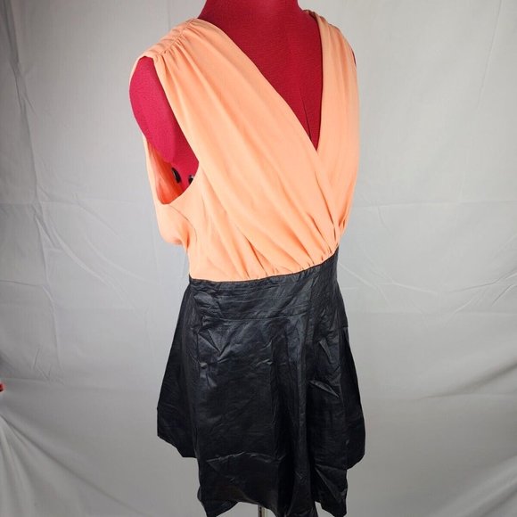 Feline Sleeveless Peach & Black Faux Leather Short Dress - Large - Picture 3 of 6